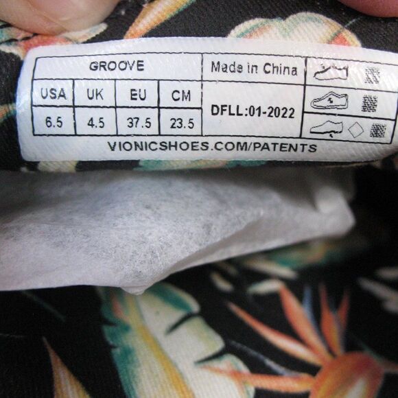 NWOB Vionic Groove Slip On Sneaker - Picture 11 of 11
